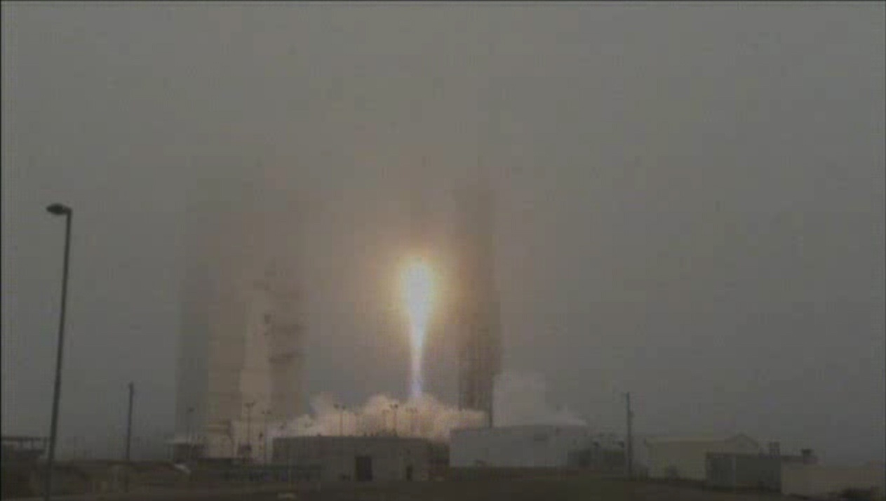 Secret US Spy Satellite Launches Into Space After 6-Week Delay